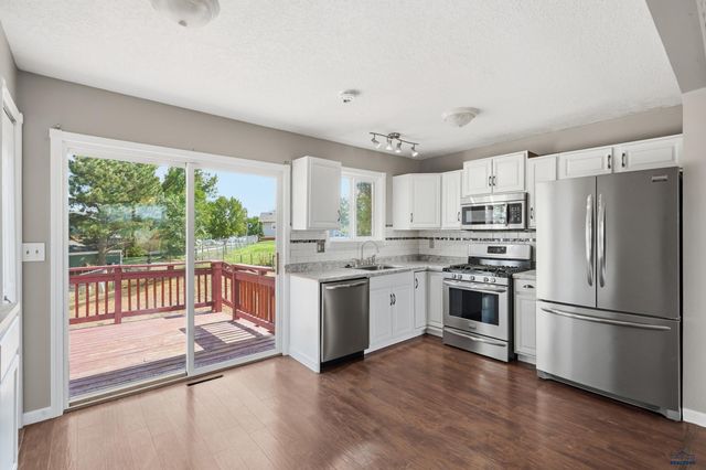 627 FAIRMONT PL, Rapid City, SD 57701