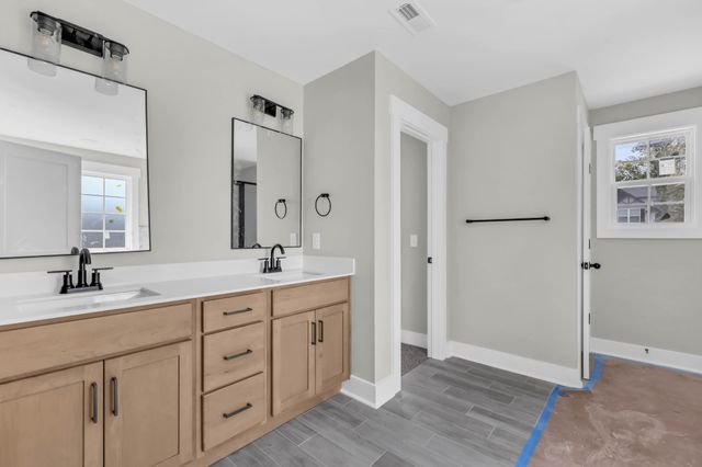 506 Danica Dr, Clarksville, TN 37042