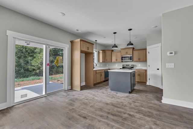 506 Danica Dr, Clarksville, TN 37042