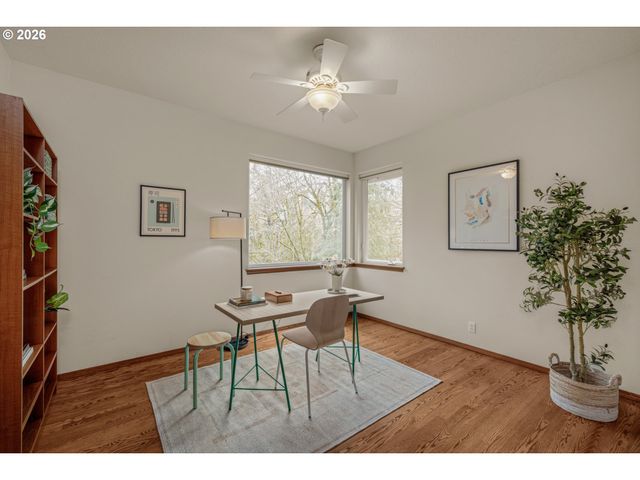 6100 Sw THOMAS St, Portland, OR 97221