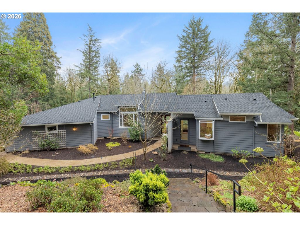 6100 Sw THOMAS St, Portland, OR 97221