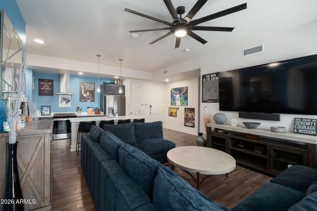 3131 N CENTRAL Avenue 4011, Phoenix, AZ 85012