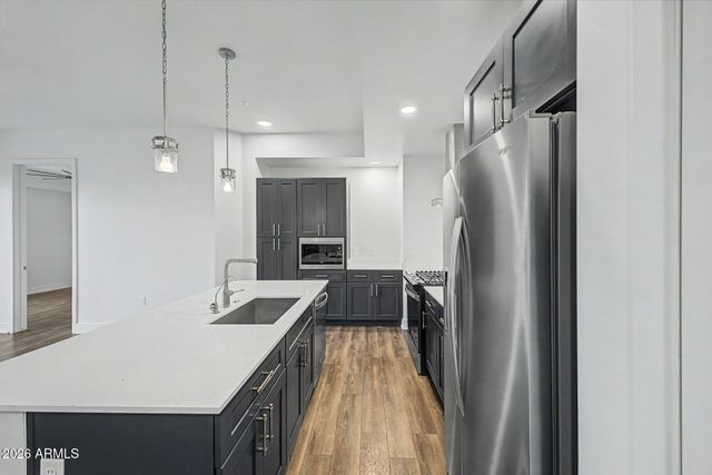 3131 N CENTRAL Avenue 4011, Phoenix, AZ 85012
