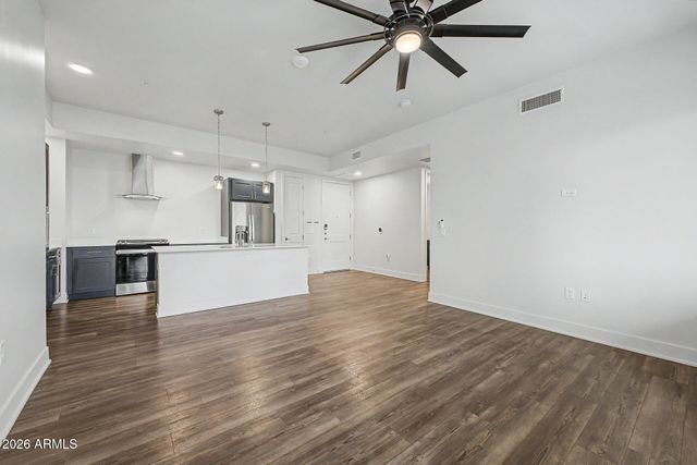 3131 N CENTRAL Avenue 4011, Phoenix, AZ 85012