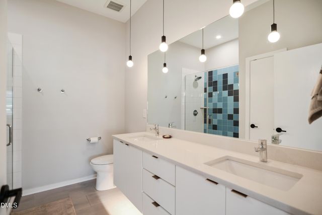 521 N 16 N Mangum Street 16, Durham, NC 27701