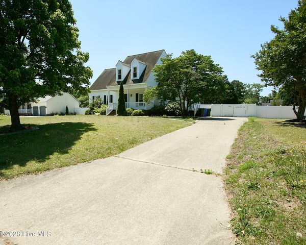 4511 Bobwhite Trail N, Wilson, NC 27896