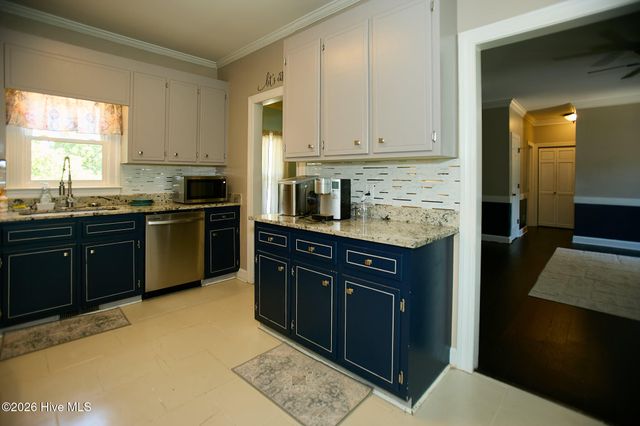 4511 Bobwhite Trail N, Wilson, NC 27896