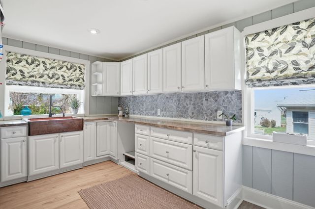7806 SUMMIT DR, Pasadena, MD 21122