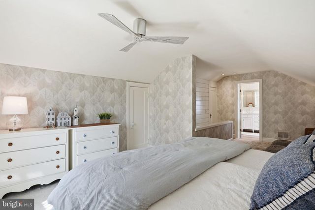 7806 SUMMIT DR, Pasadena, MD 21122