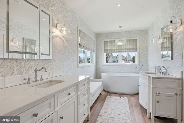 7806 SUMMIT DR, Pasadena, MD 21122