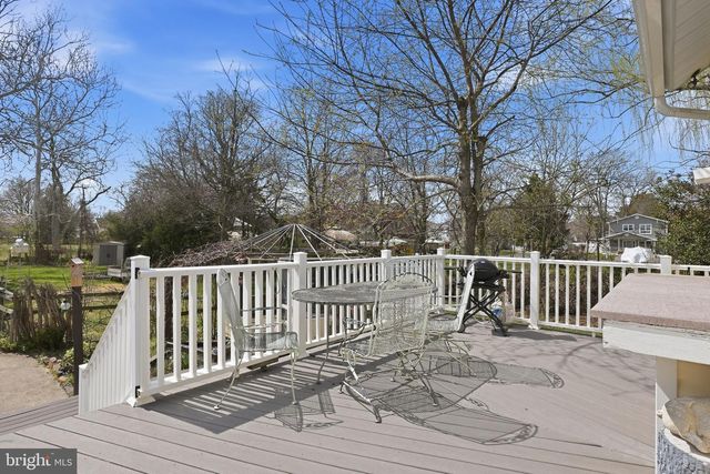 7806 SUMMIT DR, Pasadena, MD 21122