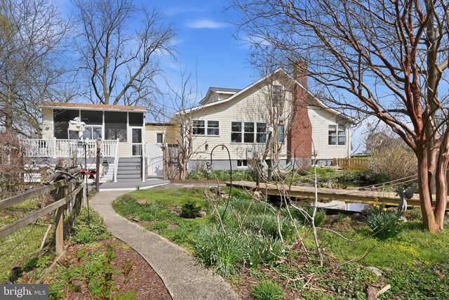 7806 SUMMIT DR, Pasadena, MD 21122