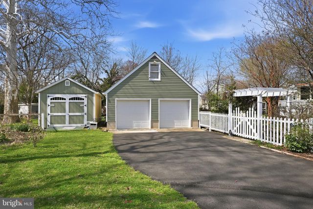 7806 SUMMIT DR, Pasadena, MD 21122