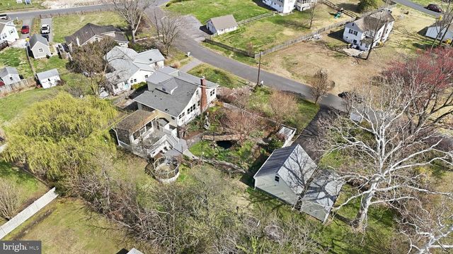 7806 SUMMIT DR, Pasadena, MD 21122