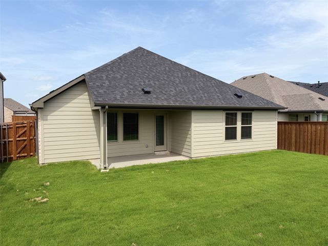 986 Olive Drive, Lavon, TX 75166