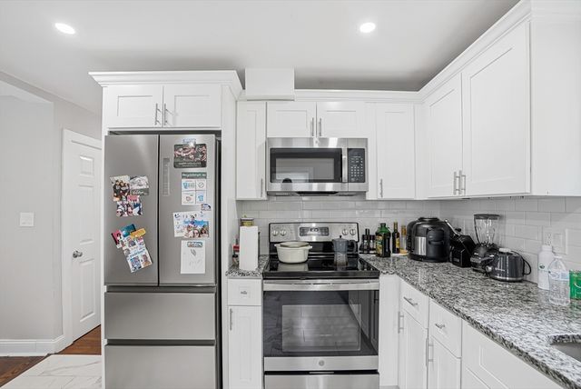39 Pinehurst, Auburn, MA 01501