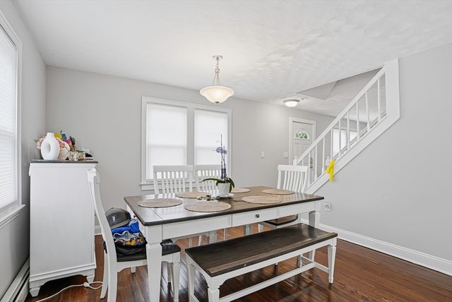 39 Pinehurst, Auburn, MA 01501