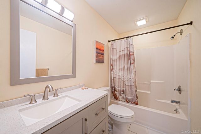 1075 Ships Drive, Southold, NY 11971