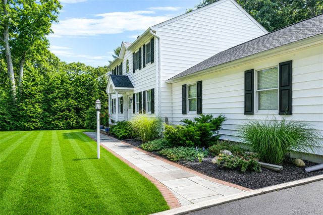 1075 Ships Drive, Southold, NY 11971