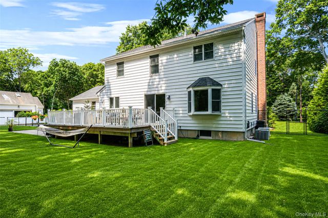 1075 Ships Drive, Southold, NY 11971