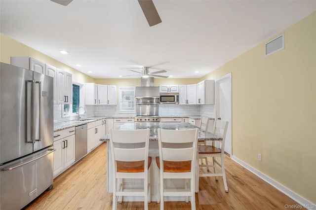1075 Ships Drive, Southold, NY 11971
