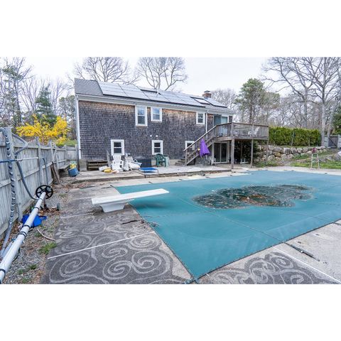 4 Hane Road, Mashpee, MA 02649