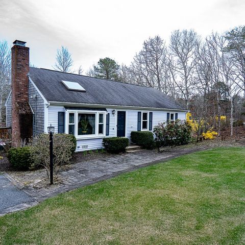 4 Hane Road, Mashpee, MA 02649