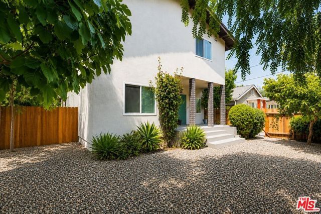 1215 Neola Street, Los Angeles, CA 90041