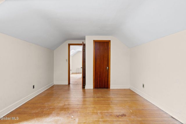 905 Vischer Avenue, Rotterdam, NY 12306