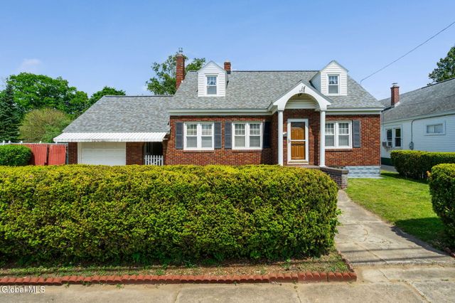 905 Vischer Avenue, Rotterdam, NY 12306