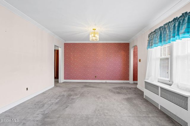 905 Vischer Avenue, Rotterdam, NY 12306
