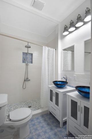 823 N PALMETTO, San Antonio, TX 78202