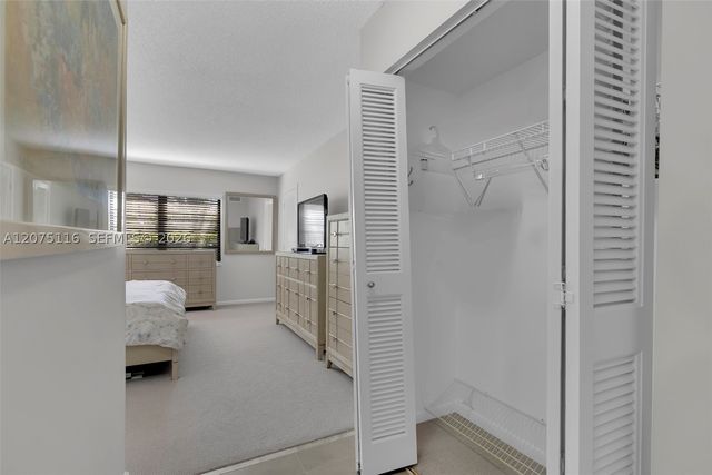21682 Cypress Rd 11E, Boca Raton, FL 33433