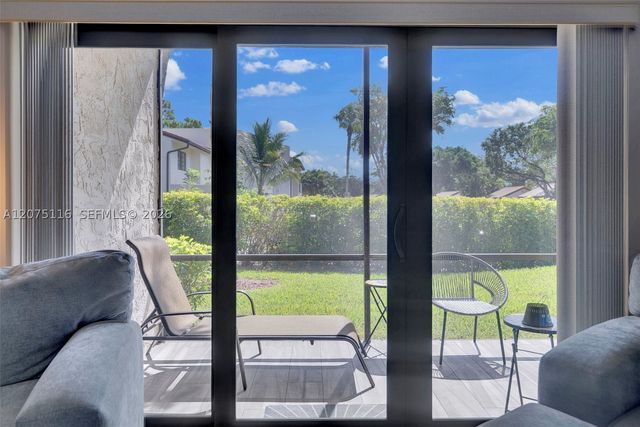 21682 Cypress Rd 11E, Boca Raton, FL 33433