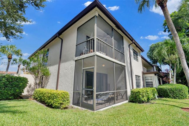 21682 Cypress Rd 11E, Boca Raton, FL 33433