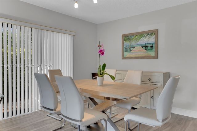 21682 Cypress Rd 11E, Boca Raton, FL 33433