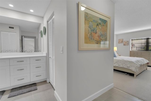 21682 Cypress Rd 11E, Boca Raton, FL 33433