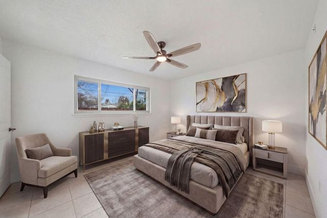 2202 Sierra Street, Kemah, TX 77565