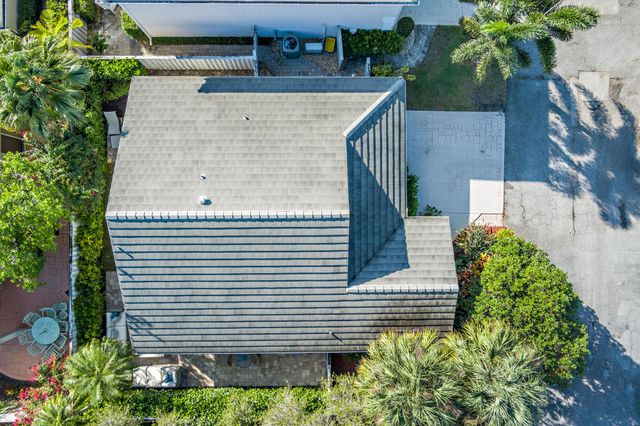 15 Commodore Place, Palm Beach Gardens, FL 33418