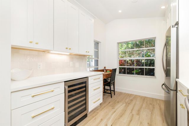 15 Commodore Place, Palm Beach Gardens, FL 33418