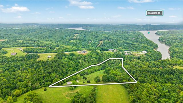 14210 Lake Point Drive, Lowell, AR 72745