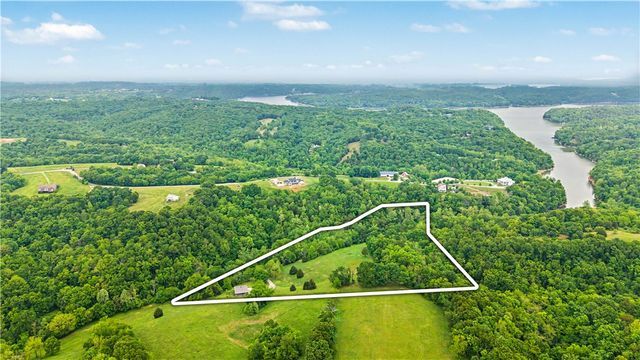 14210 Lake Point Drive, Lowell, AR 72745