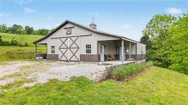 14210 Lake Point Drive, Lowell, AR 72745