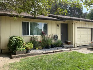 1126 Se Rummel St, Mc Minnville, OR 97128