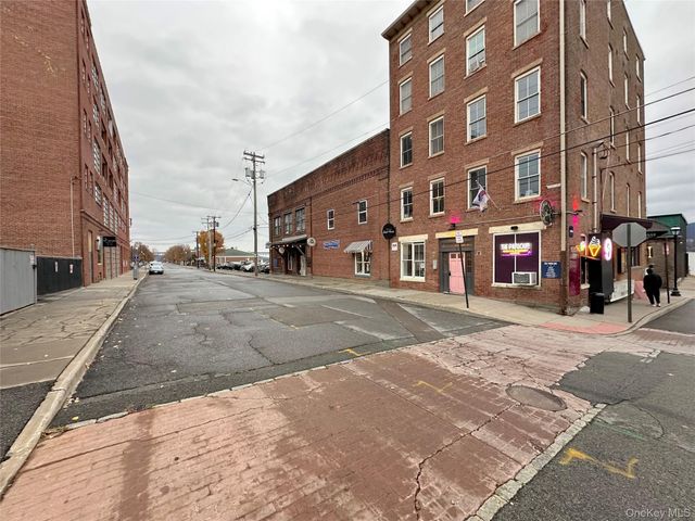 12 Front Street 1, Newburgh, NY 12550