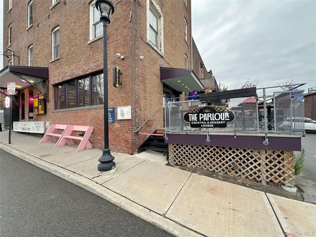 12 Front Street 1, Newburgh, NY 12550