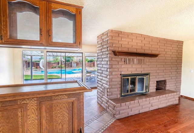 18234 Orange Belt Drive, Porterville, CA 93257