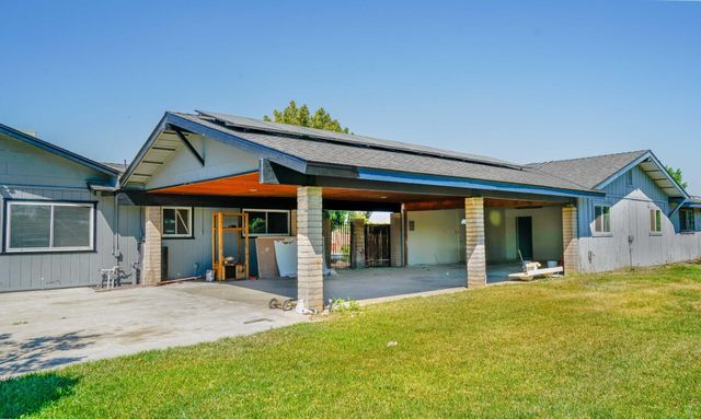 18234 Orange Belt Drive, Porterville, CA 93257