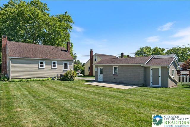 31 George Avenue, Upper Nazareth Twp, PA 18064