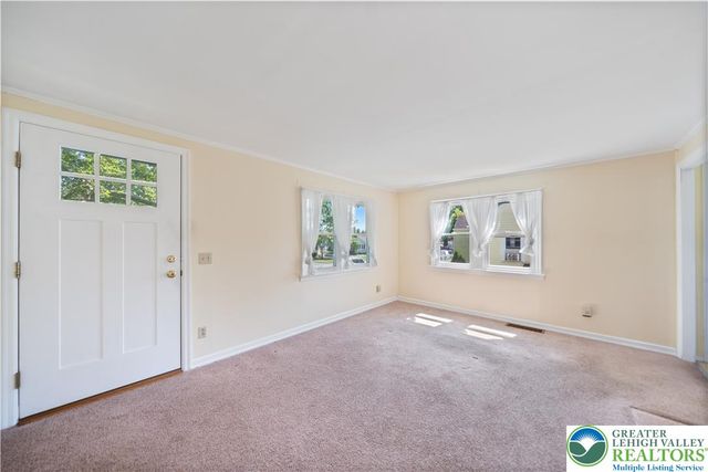 31 George Avenue, Upper Nazareth Twp, PA 18064